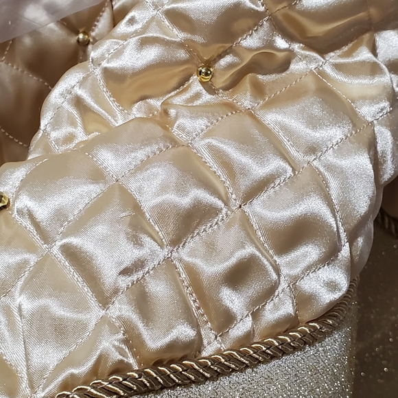 Christmas Tree Skirt 56" - Picture 9 of 13